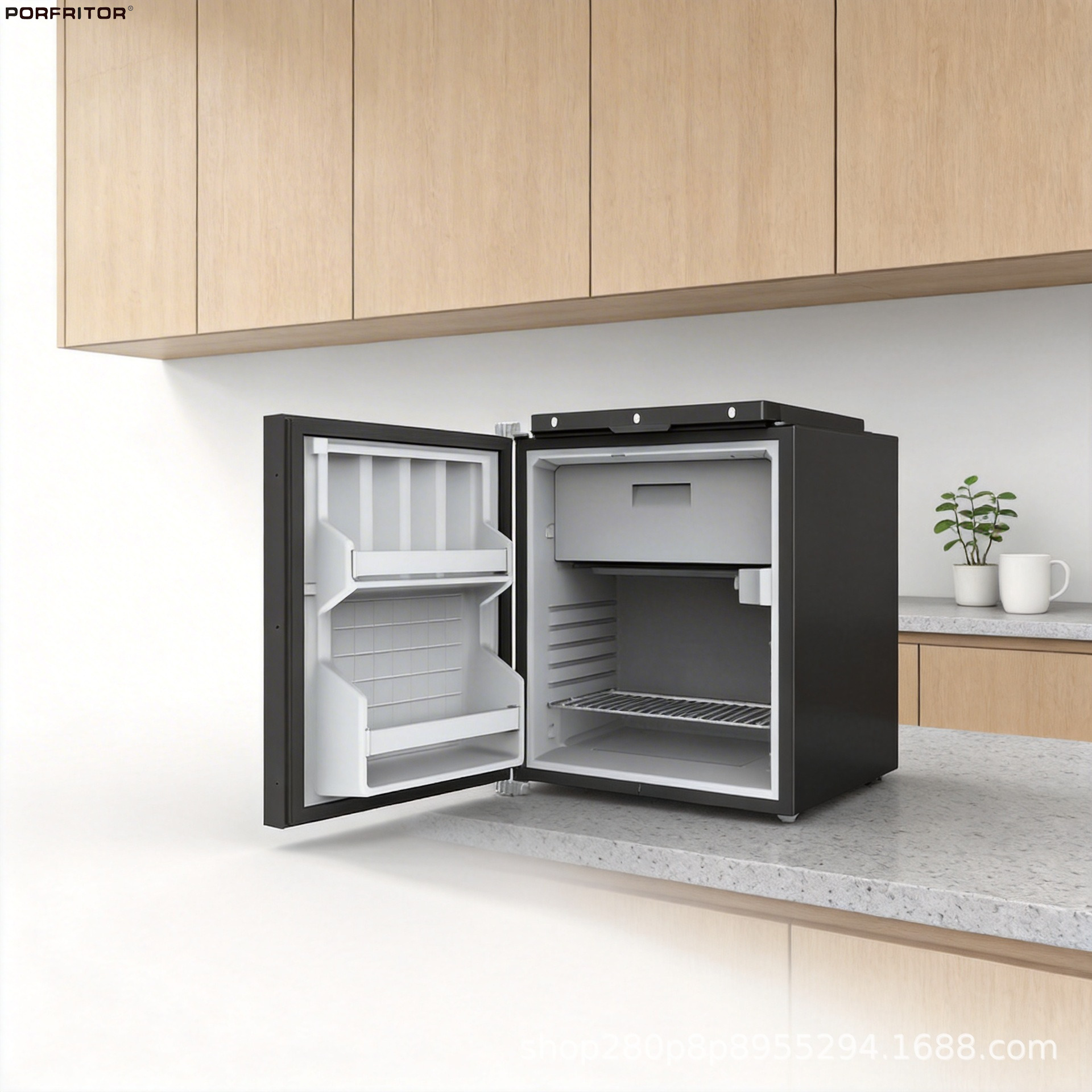 High Efficiency Compressor Metal Housing RV Chest Fridge With Mechanical Control